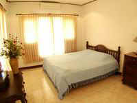 Resize of DSCF4161.JPG (7179 bytes)