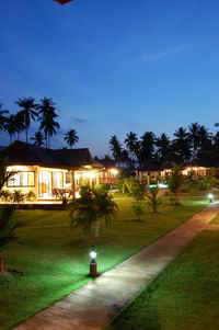 Resize of DSC_0056.JPG (14322 bytes)